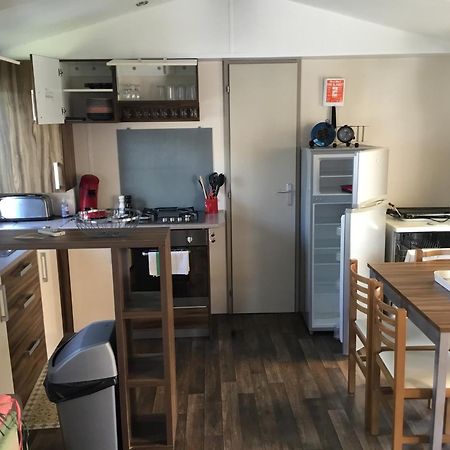 Frejus Tout Confort, Climatisation,Linge De Lit Et De Toilette, Coffre Fort, Ventilations Au Plafond Chambres Et Wifi Possible Zewnętrze zdjęcie