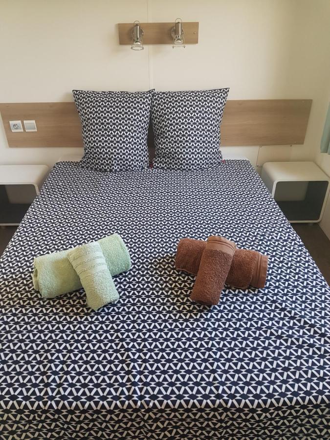 Frejus Tout Confort, Climatisation,Linge De Lit Et De Toilette, Coffre Fort, Ventilations Au Plafond Chambres Et Wifi Possible Zewnętrze zdjęcie